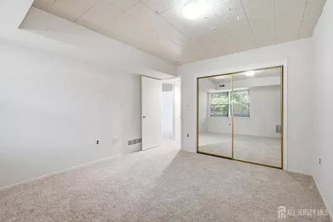 Bedroom - 1913 Raspberry Ct, Edison, NJ 08817 photo 2 of 2