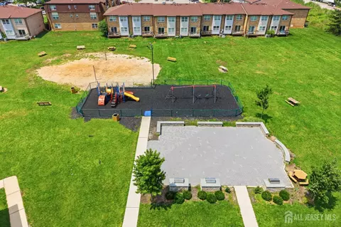 View/Area - 1913 Raspberry Ct, Edison, NJ 08817 photo 1 of 4