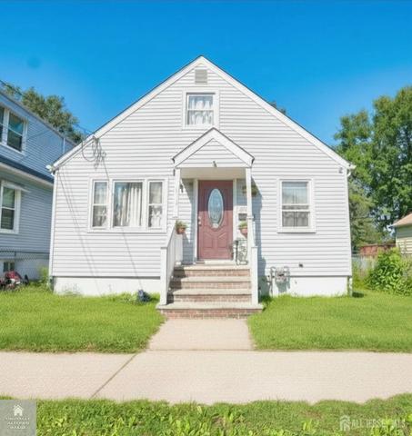 20 Suydam Ave, Edison, NJ 08817