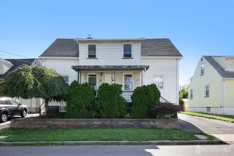 661 Leone St, Woodbridge, NJ 07095