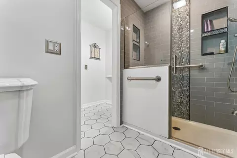 Bath - 20 E Ridge Rd E #20, Montgomery, NJ 08558 photo 1 of 4