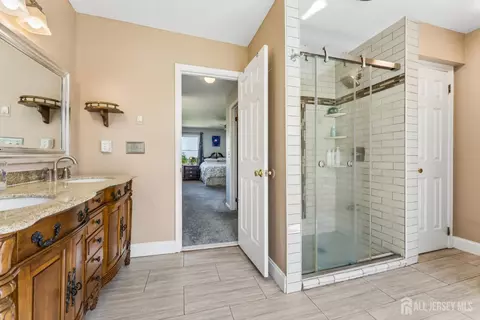 Bath - 20 E Ridge Rd E #20, Montgomery, NJ 08558 photo 2 of 4