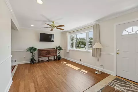 Living - 30 Corrigan Ave, Pine Beach, NJ 08741 photo 1 of 2