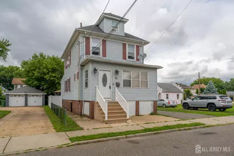 11 E Kupsch St E, Sayreville, NJ 08872