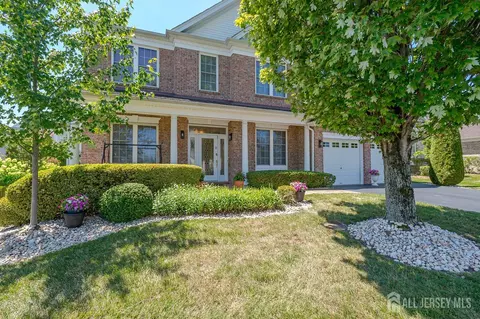 118 Turnberry Dr, Monroe, NJ 08831