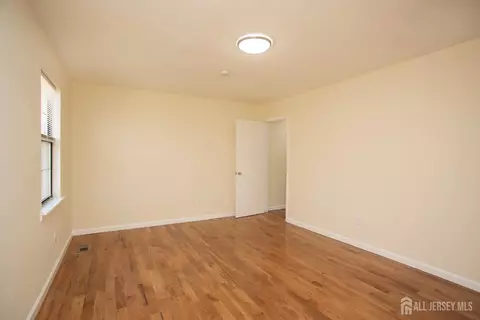 Other - 7 Cactus Ct, Edison, NJ 08820 photo 2 of 15