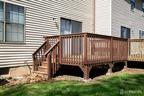 Exterior - 7 Cactus Ct, Edison, NJ 08820 photo 7 of 7