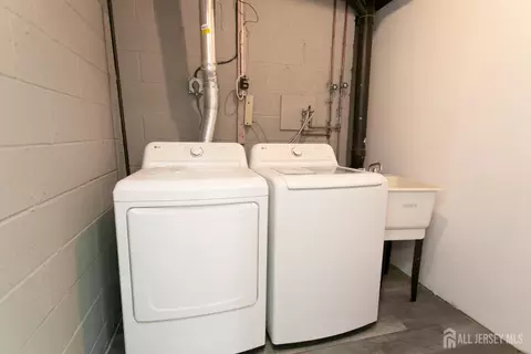 Other - 7 Cactus Ct, Edison, NJ 08820 photo 11 of 15
