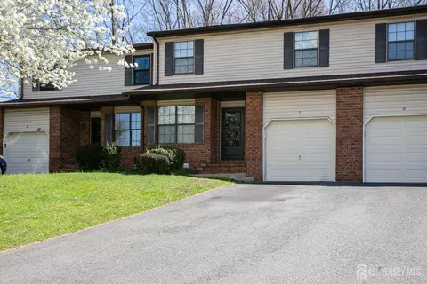 Exterior - 7 Cactus Ct, Edison, NJ 08820 photo 3 of 7