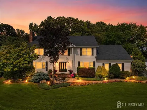 23 Drummond Way, Monroe, NJ 08831