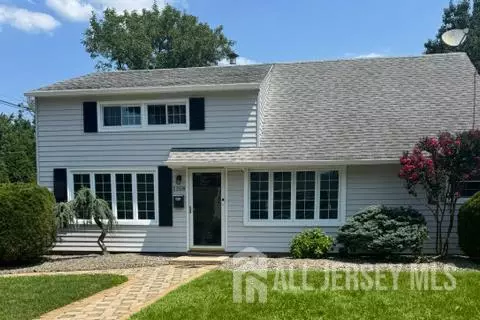 1108 Woodruff St, Iselin, NJ 08830