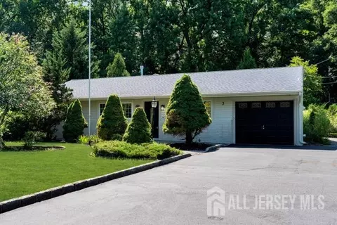 3 Delsey Rd, South Brunswick, NJ 08824