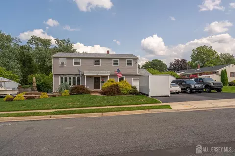 25 Hudson Rd, East Brunswick, NJ 08816