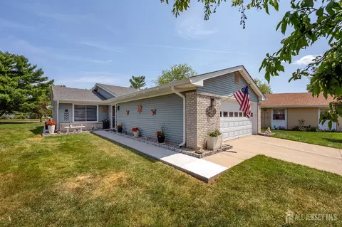 754 Dilatus Plz # -A, Monroe, NJ 08831