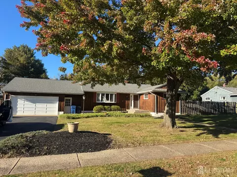 110 Perrine Ave, Piscataway, NJ 08854