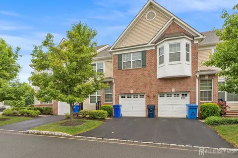 2357 Berkshire Ln, North Brunswick, NJ 08902