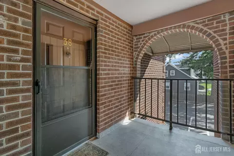Exterior - 38 Foxhall Cmn, Middlesex, NJ 08846 photo 1 of 2