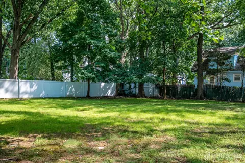 Exterior - 23 Nancy Cir, Edison, NJ 08817 photo 6 of 6