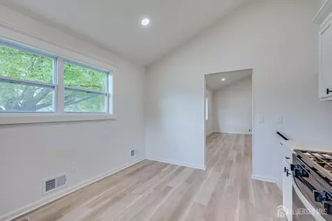 Entry Way - 23 Nancy Cir, Edison, NJ 08817 photo 4 of 7