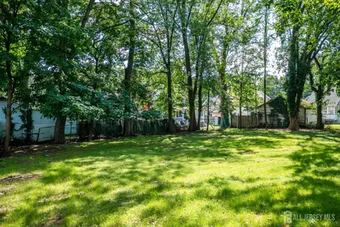 Exterior - 23 Nancy Cir, Edison, NJ 08817 photo 5 of 6