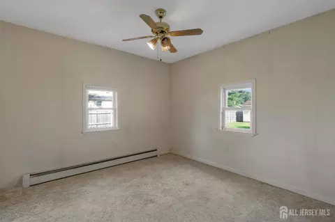 Bedroom - 96 Conover Pl, Middlesex, NJ 08846 photo 1 of 1