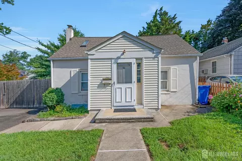 Exterior - 96 Conover Pl, Middlesex, NJ 08846 photo 3 of 6