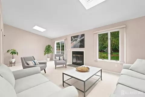 Living - 137 Redpine Loop, Old Bridge, NJ 08857 photo 3 of 5