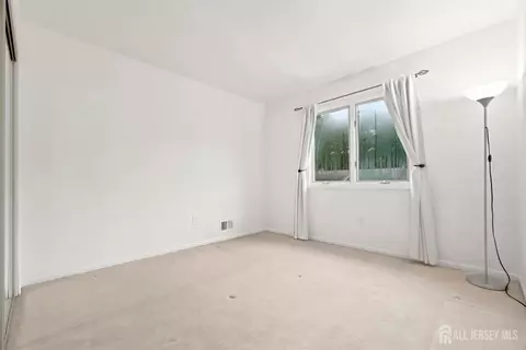 Bedroom - 137 Redpine Loop, Old Bridge, NJ 08857 photo 5 of 6