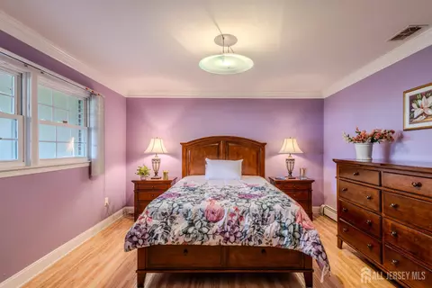 Bedroom - 10 Devonshire Rd, Parlin, NJ 08859 photo 1 of 4