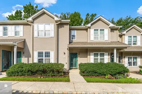 20 Mulford St, Roseland, NJ 07068