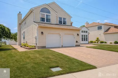 1444 Masoma Rd, North Brunswick, NJ 08902