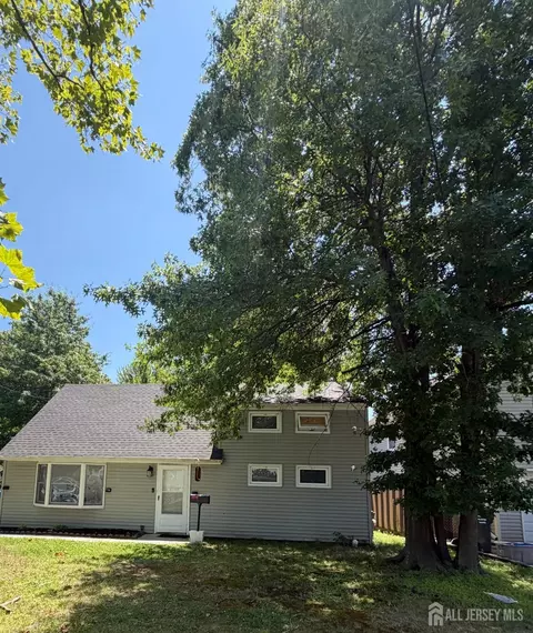 19 David Ct, Colonia, NJ 07067