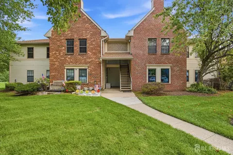 277 Hatfield Ln, East Brunswick, NJ 08816