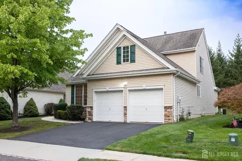 19 Bayard Rd, Somerset, NJ 08873