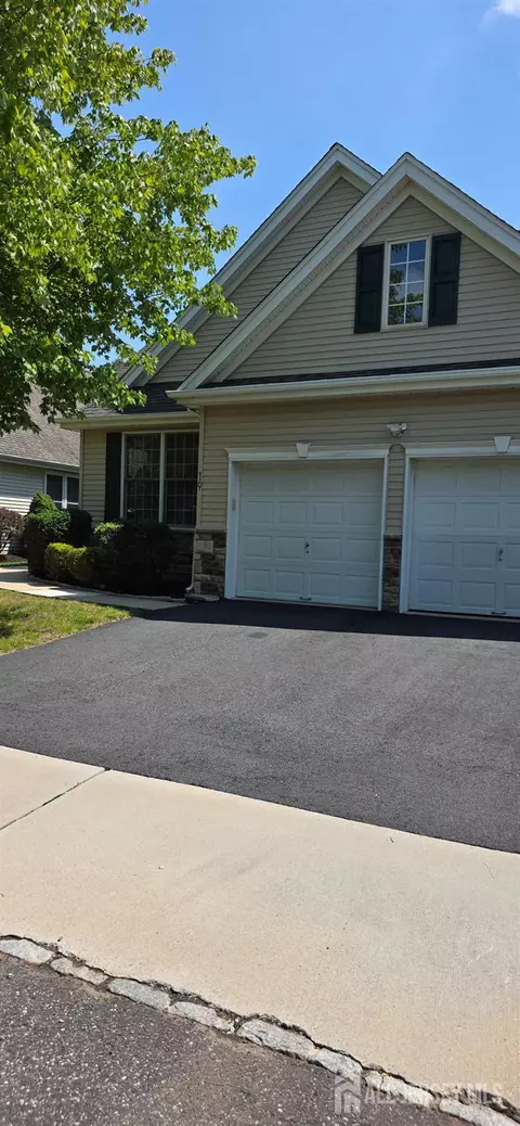19 Bayard Rd, Somerset, NJ 08873