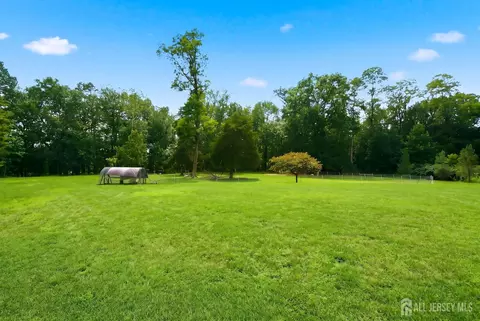 Exterior - 35 Hoffman Rd, Monroe, NJ 08831 photo 7 of 8
