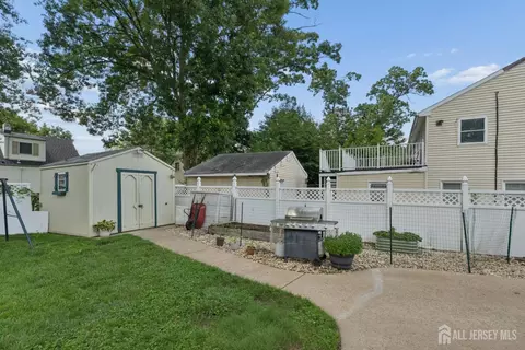 Exterior - 29 Pine Tree Rd, Old Bridge, NJ 08857 photo 5 of 5