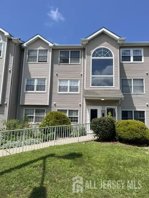 731 Edpas Rd, New Brunswick, NJ 08901