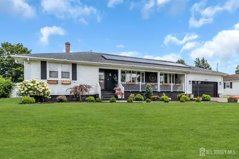 1381 Osage Rd, North Brunswick, NJ 08902