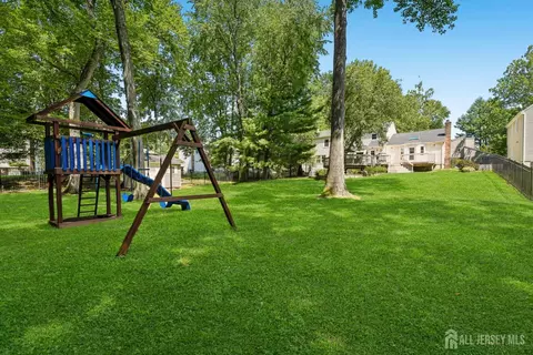 Exterior - 2 Link Pl, Edison, NJ 08820 photo 8 of 8