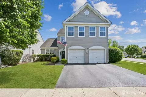 46 Baltusrol Dr, Manalapan, NJ 07726