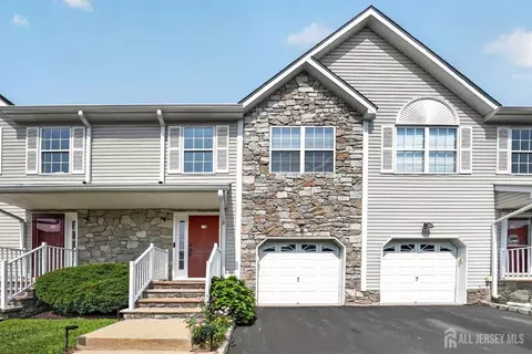 19 Mindy Dr, Somerset, NJ 08873