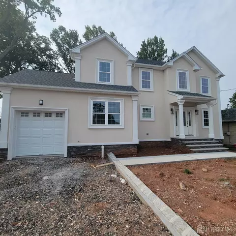 208 E James Pl E, Iselin, NJ 08830
