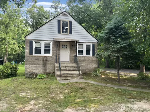 268 Sloan Ave, Trenton, NJ 08619