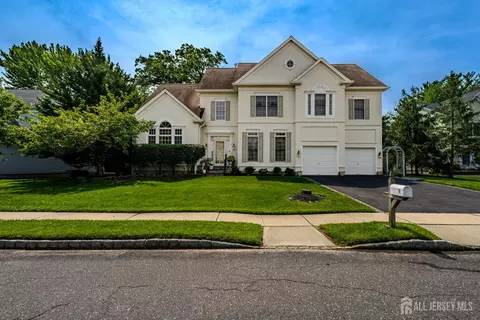 18 Hartlander St, East Brunswick, NJ 08816