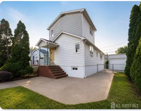 25 Silzer Ave, Iselin, NJ 08830