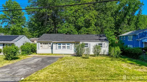 1755 Fillmore Dr, North Brunswick, NJ 08902