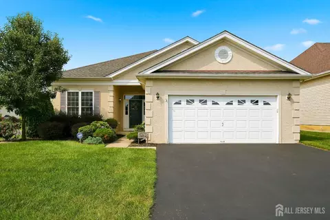 84 Kings Mill Rd, Monroe, NJ 08831