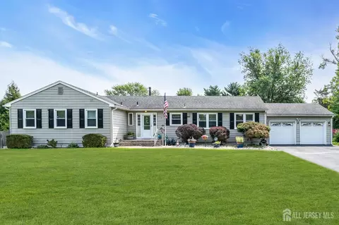 2 Coldspring Rd, Freehold, NJ 07728