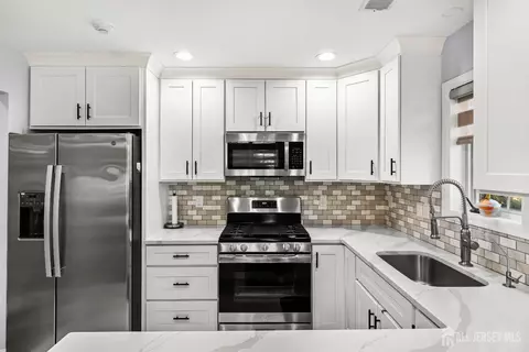 53 Winthrop Rd #G, Monroe, NJ 08831